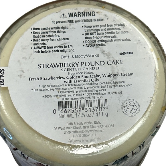 Bath and Body Works‎ Strawberry Pound Cake 3 Wick Candle 14.5 oz With Holder - Picture 4 of 5